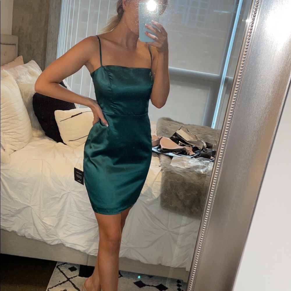 Xs Lulus green satin mini dress